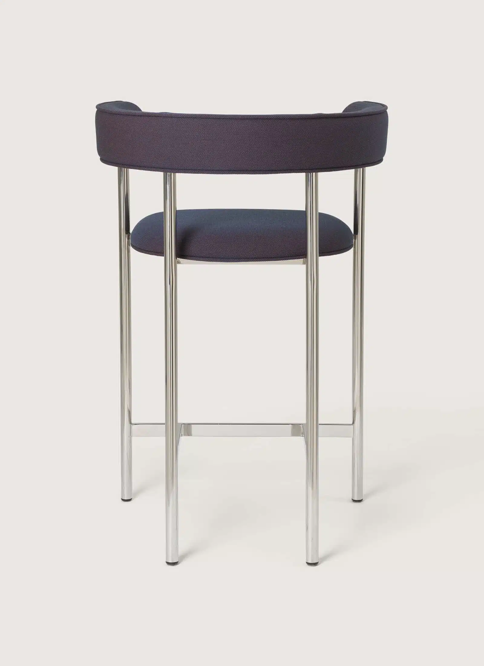 Font armstool 65 cm with mirror polished steel