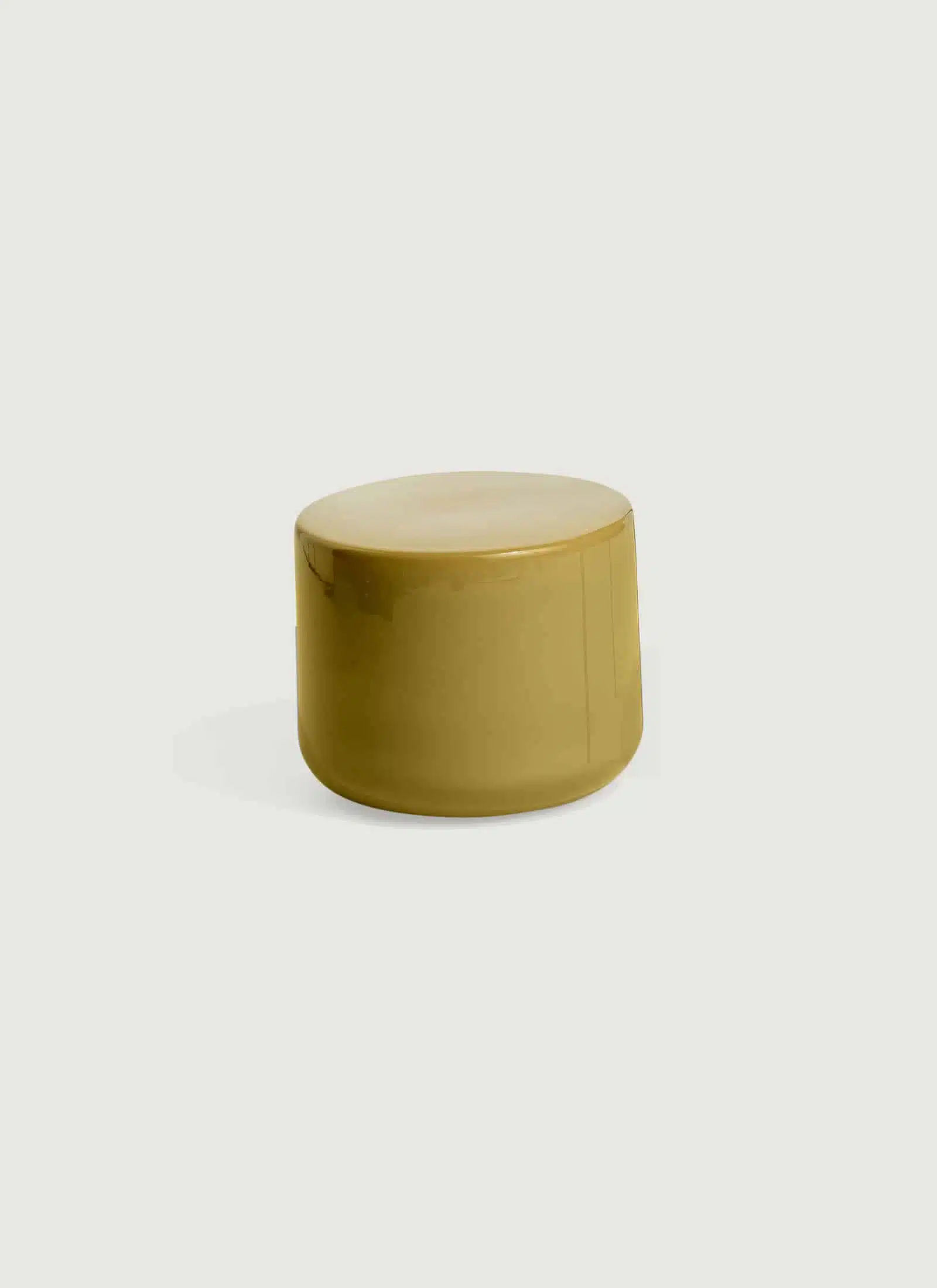 Pair_M_ochre_ceramic